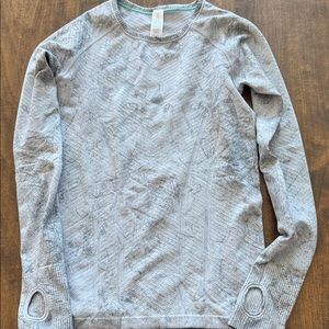 Ivivva Heather Gray Top with Aqua Trim. Like New Condition